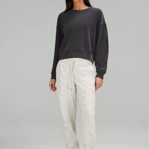 Lululemon Softstreme Perfectly Oversized Cropped Crew in black size 6
